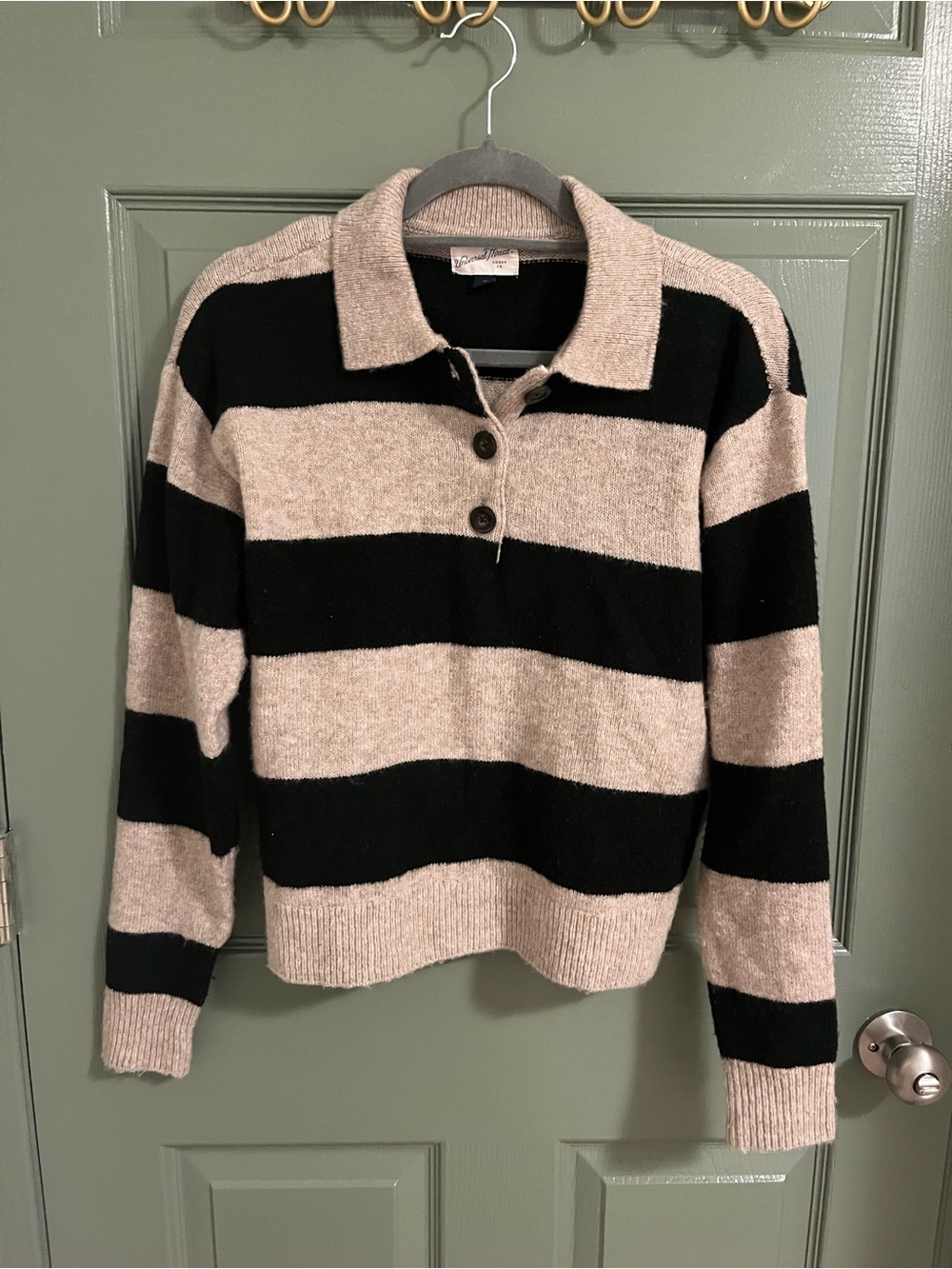 Universal Thread Black and Beige Striped Collared Pullover Sweater